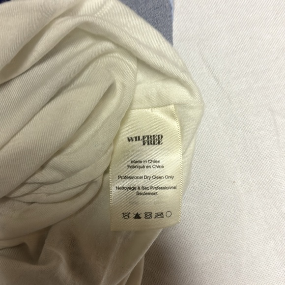 Wilfred Multi coloured silk like Tank Top Size small - Picture 3 of 4